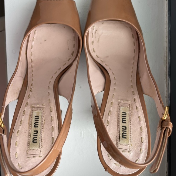 Miu Miu Pantent Leather Pumps - Picture 12 of 16